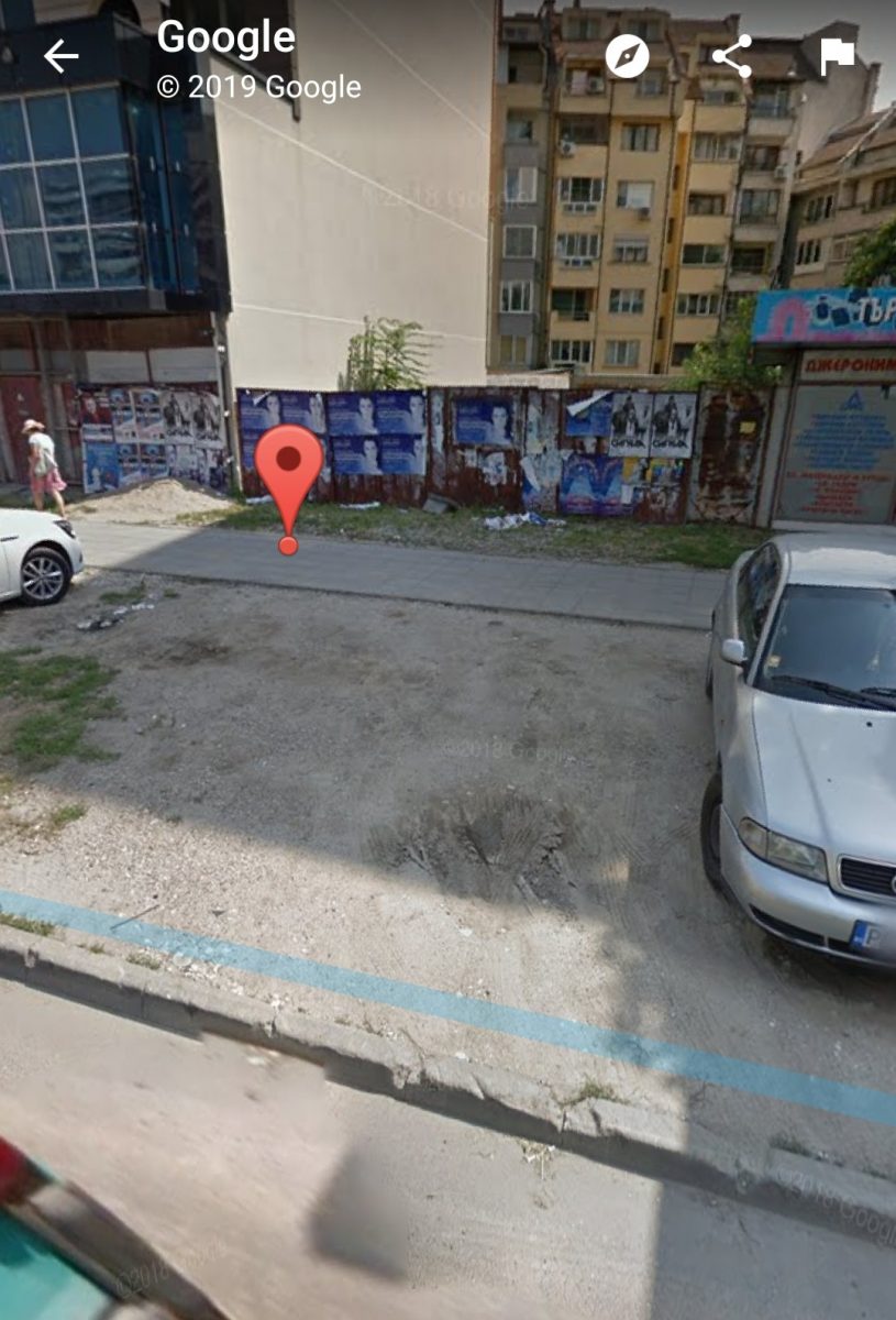 Внешний вид паркинга при отеле BLVD7